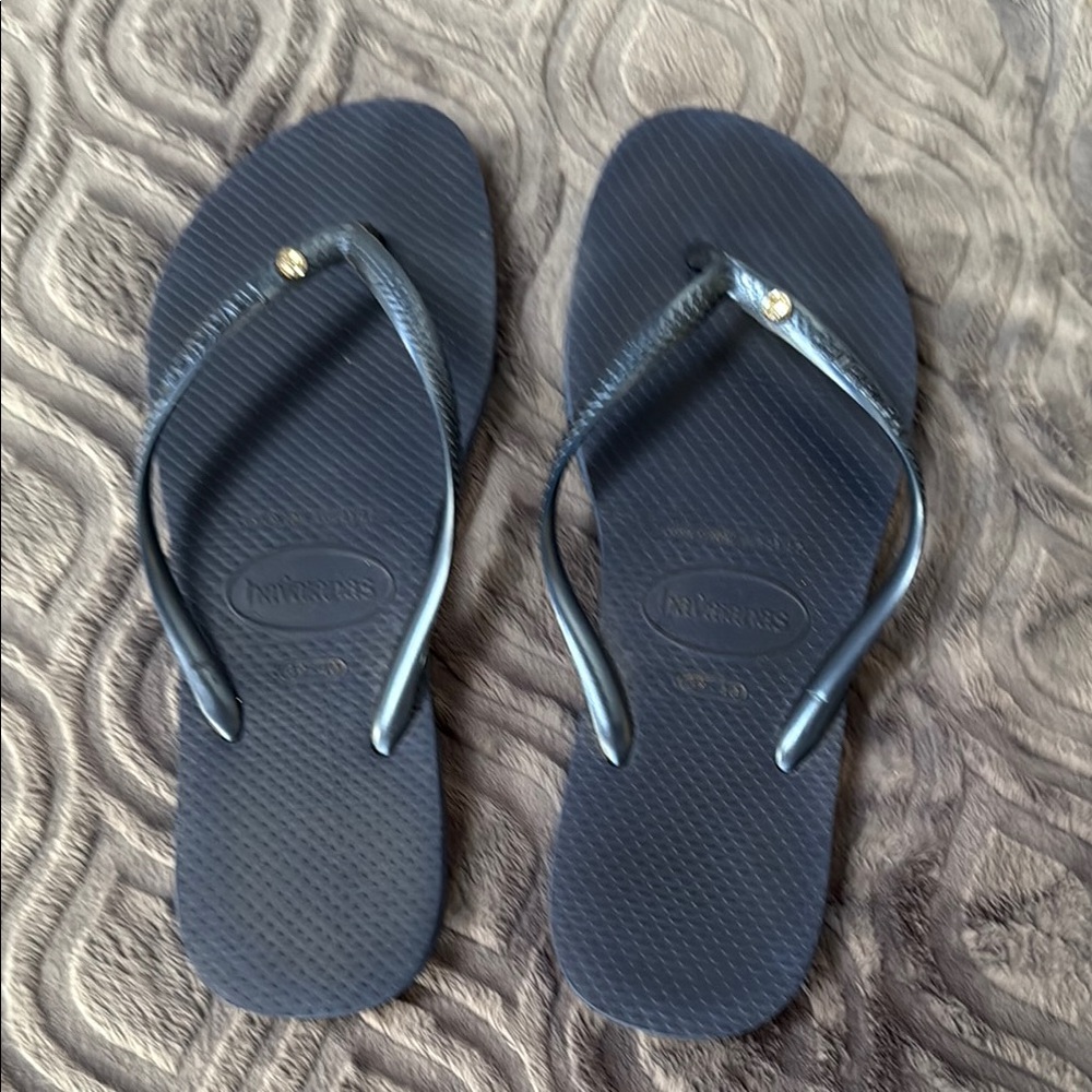 Havaianas Black Sandals with Gold Detail